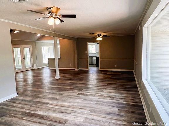4th image of 1317 E Holly Hill Cir
