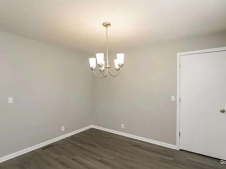 202 Bonnacliff Ct — Photo 6