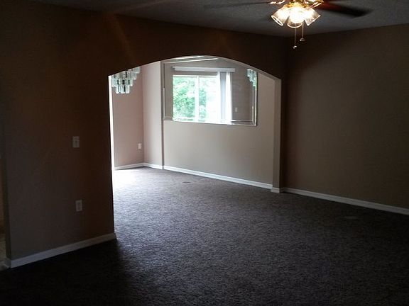 3rd image of 3738 Verde Gardens Cir