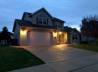 8503 Queensbury Ln, Sturtevant, WI 53177