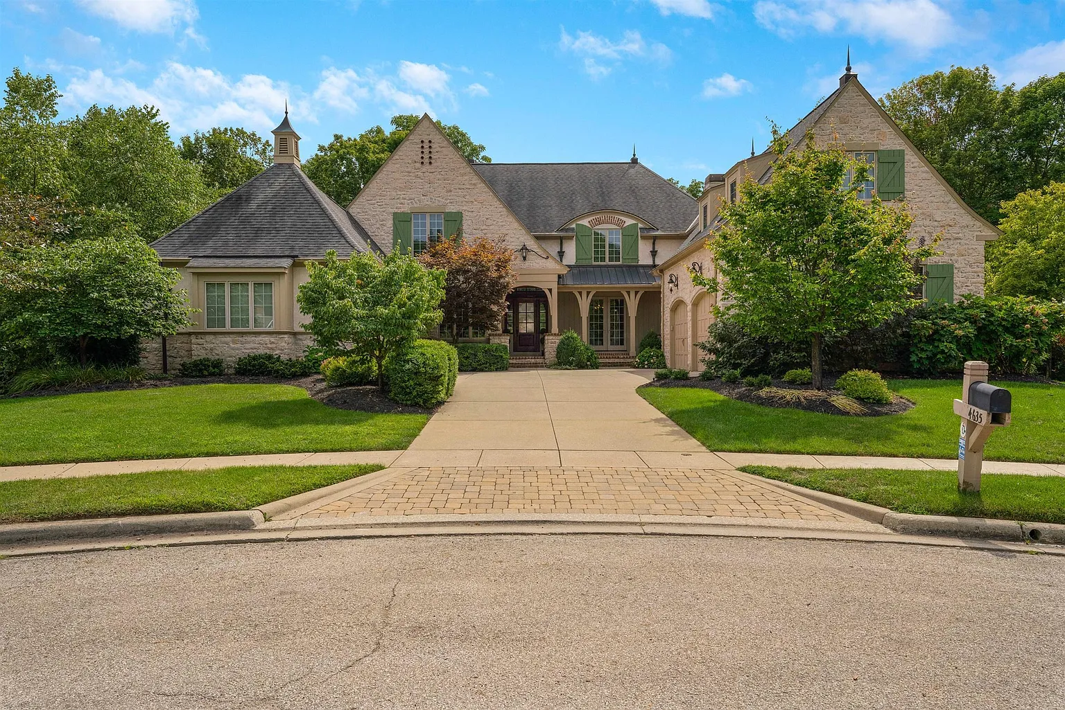 4635 Stockport Cir photo 1