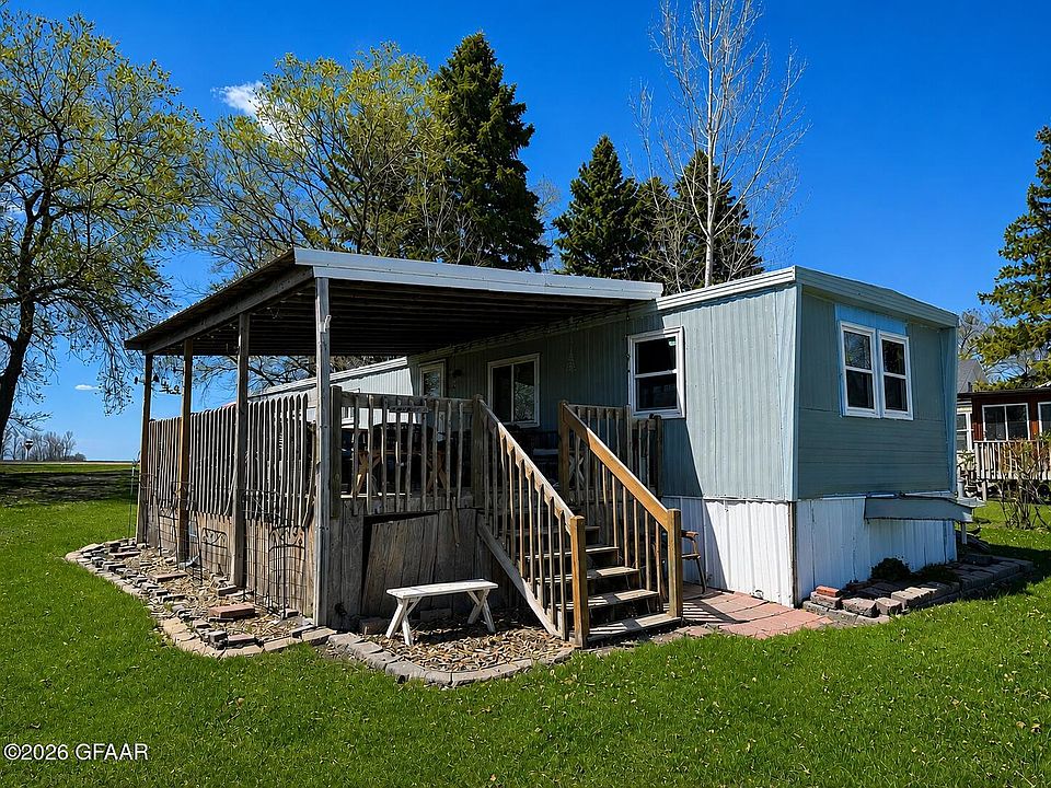 2nd image of 7064 N Shore Dr