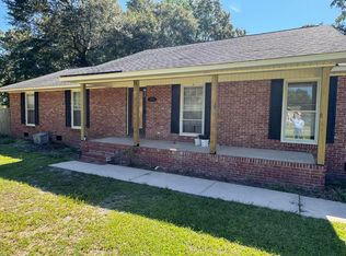 1030 Catawba St, Manning, SC 29102
