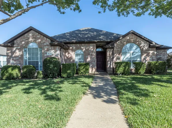 7506 Normandy Dr, Rowlett, TX 75089