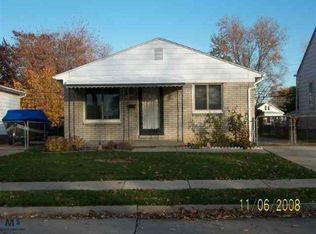 23138 Shakespeare Ave, Eastpointe, MI 48021