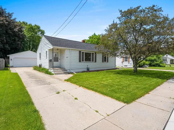 1197 Langlade Ave, Green Bay, WI 54304