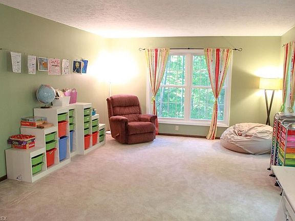 5th image of 14250 Sweetbriar Ln