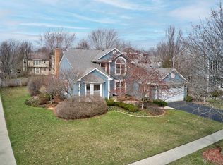 2130 Spruce Pointe Ct, Gurnee, IL 60031