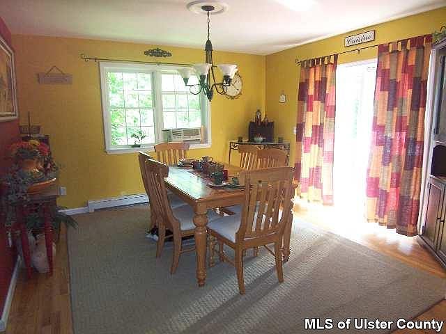 2nd image of 35 Wolf Road