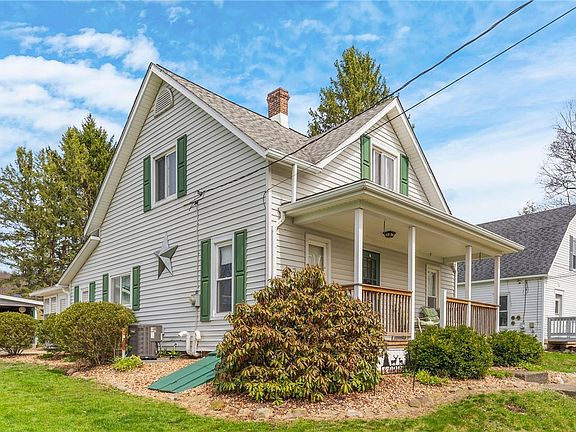 5th image of 1419 Carlton Rd