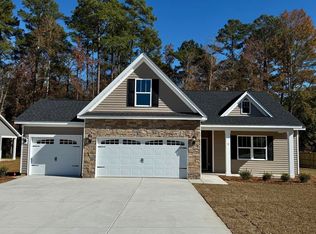 2 Sylvan Ridge Ct, Lugoff, SC 29078