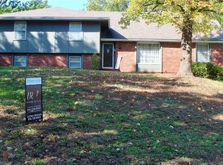 7308 Crisp Ave, Raytown, MO 64133