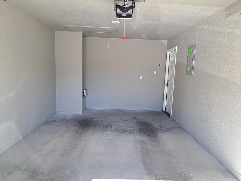 209 W Robin Ln #A — Photo 14