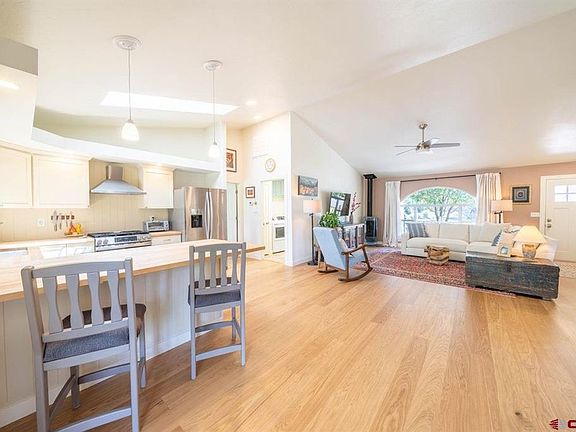 4th image of 2033 Otter Pond Circle