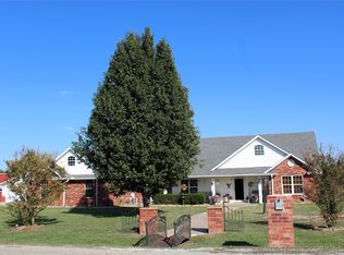 11 Freedom St, Calera, OK 74730