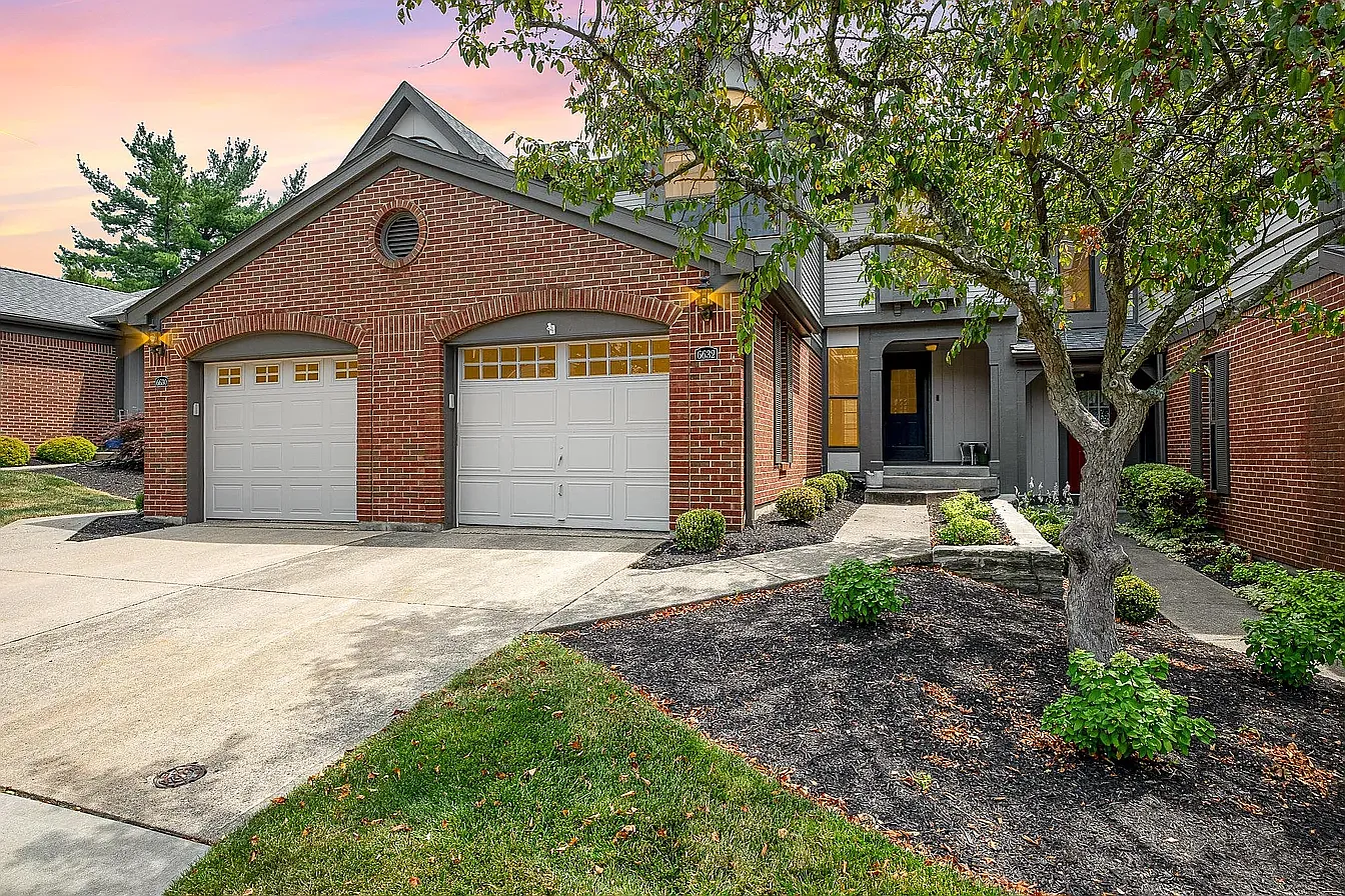 3 bed, 3.5 bath, $2,400 — Photo 3