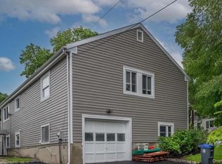 31 Kipling Street, Hartsdale, NY
