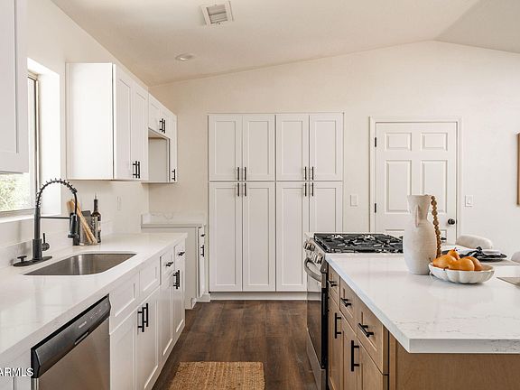 2nd image of 10375 E OAK CREEK VALLEY Drive