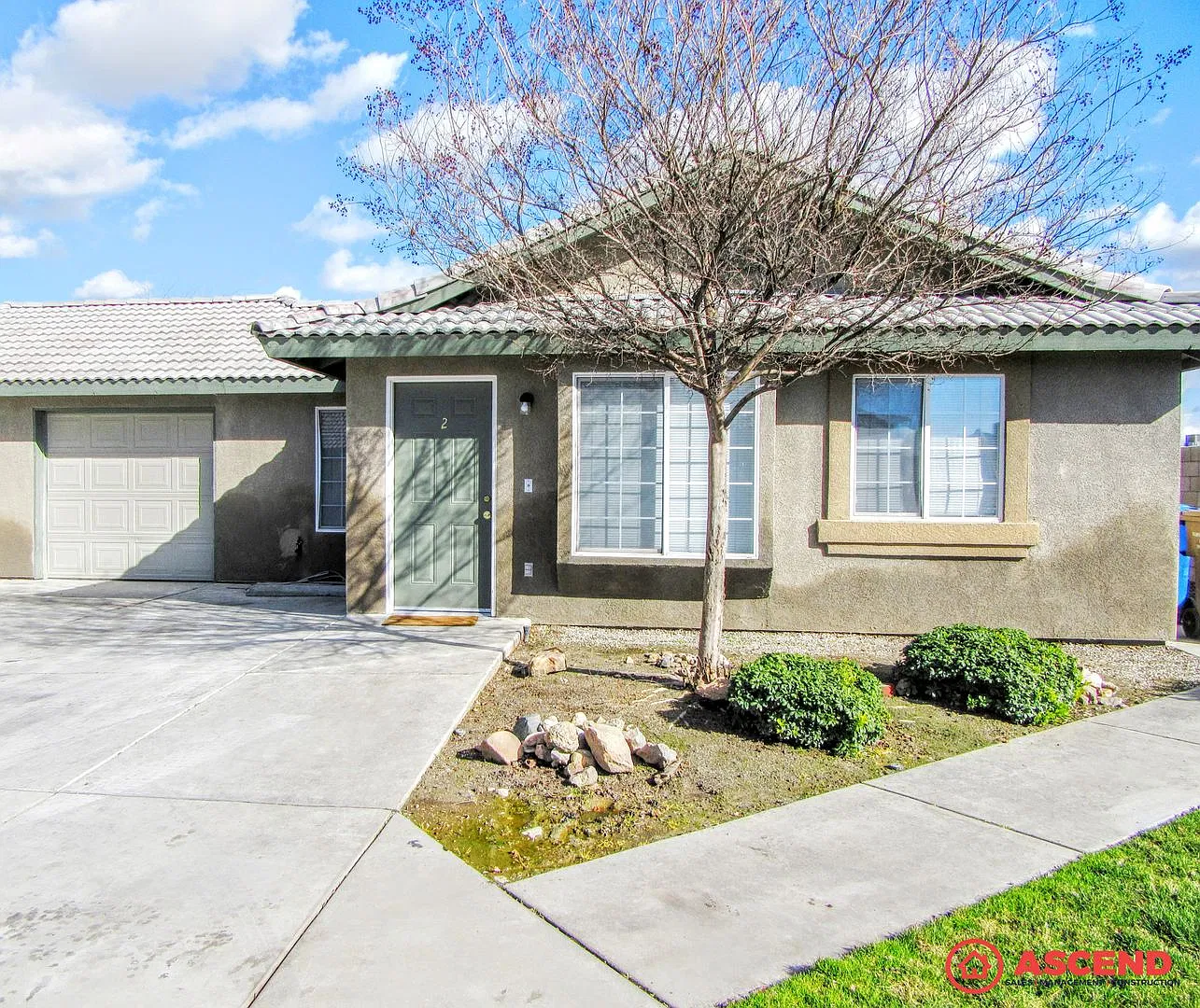 701 Spring Meadow Ct — Photo 2