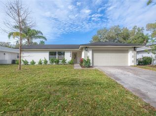 126 Kendale Dr, Safety Harbor, FL 34695