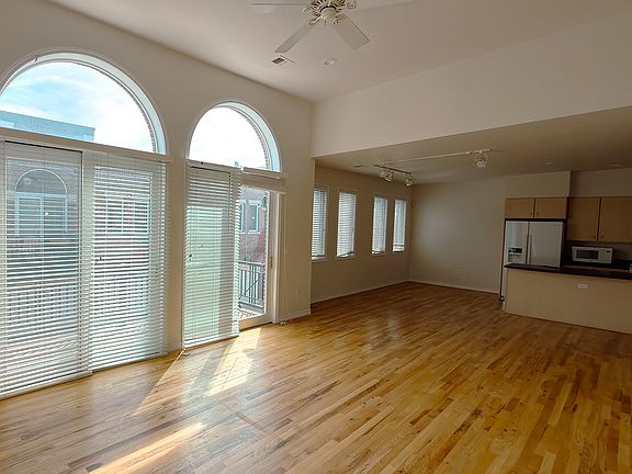 5th image of 3640 E Ellsworth Ave