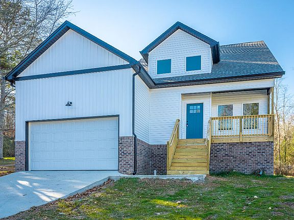 4th image of 2019 Dogwood Dr