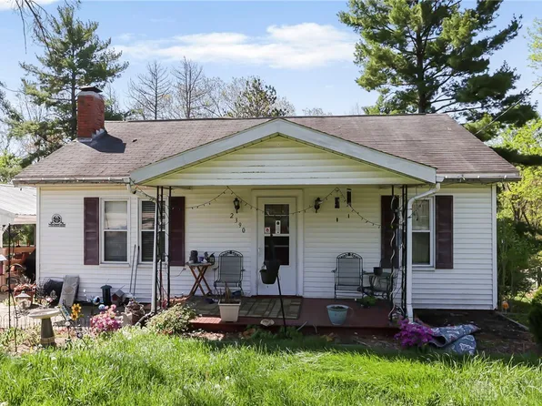 2390 Ridge Rd, Zanesville, OH 43701