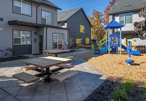 4th image of 1188 W 13th Ave #4950238