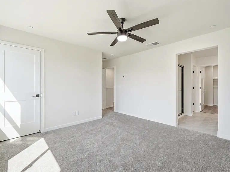 3818 E Commerce Way — Photo 50