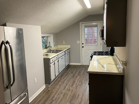 3rd image of 511 S South St APT C