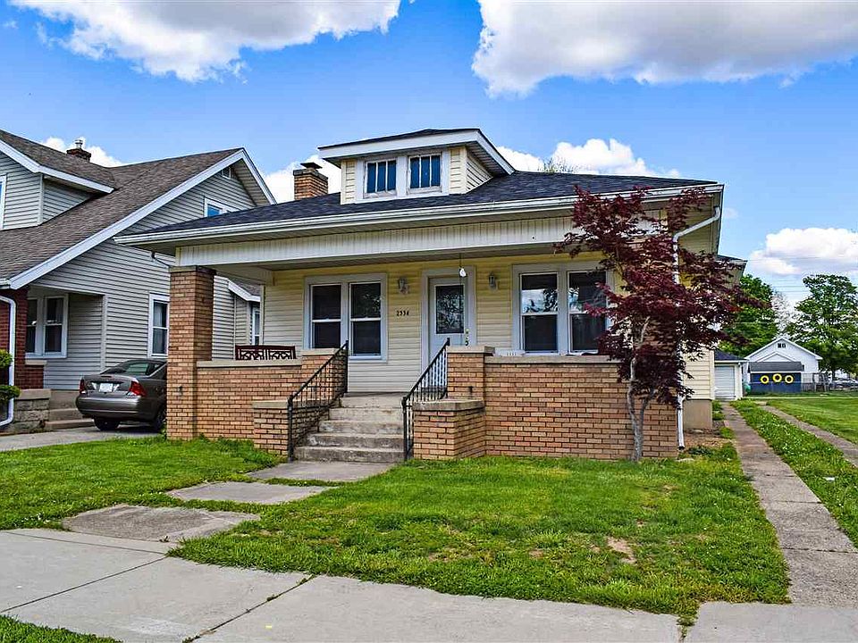 1st image of 2334 N Grand Ave