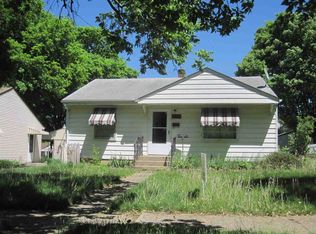 1204 23rd St, Rockford, IL 61108