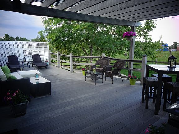 3rd image of 5203 Sunrise View Cir
