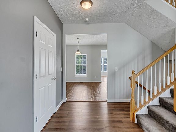 3rd image of 7839 Heaton Way