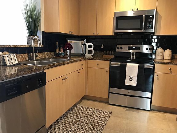 2nd image of 1875 Lakemont Ave APT 302