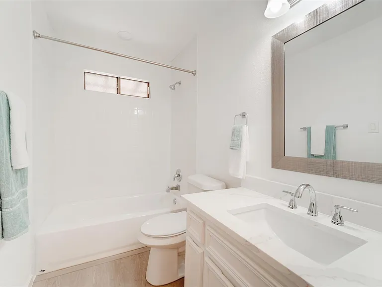 12815 Carrera Dr — Photo 23