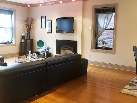 5th image of 4440 Olive St APT 200