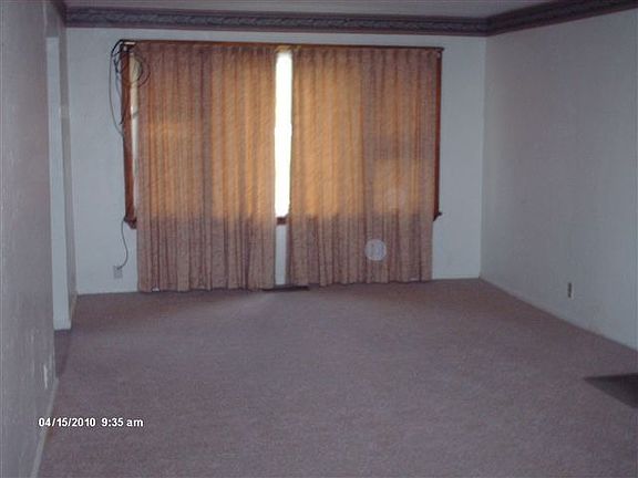 2nd image of 722 N Prospect Ave