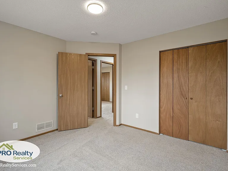 23345 Yucca St NW — Photo 13