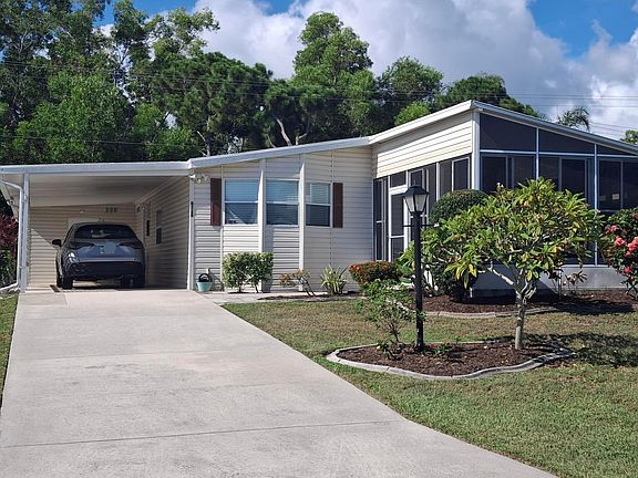 3rd image of 8528 Gallberry Circle