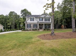 122 Clear Springs Rd, Mooresville, NC 28115