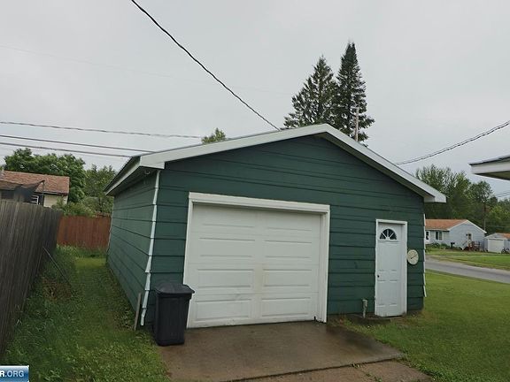 5th image of 202 Dorchester Dr