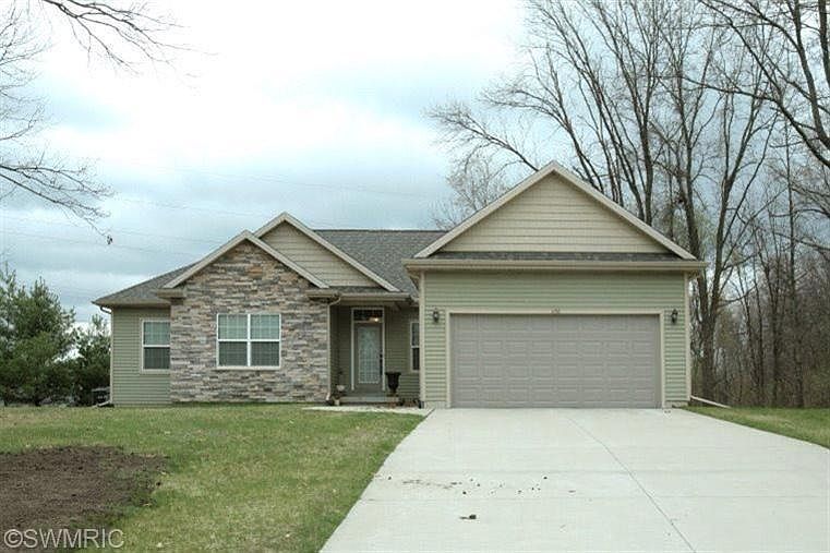 1st image of 458 Oakvale Ct