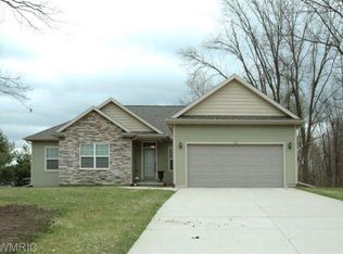 458 Oakvale Ct, Battle Creek, MI