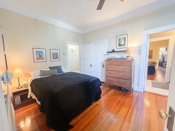 4th image of 1820 Park Ave #2