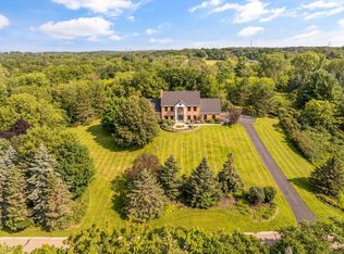 6372 Crackleberry Trl, Woodbury, MN 55129