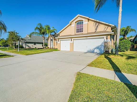 3rd image of 14813 Coral Berry Dr