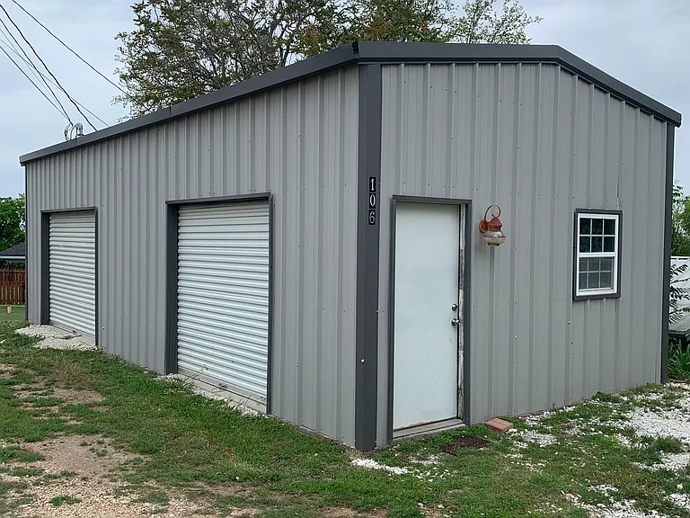 106 Dead End Dr — Photo 2
