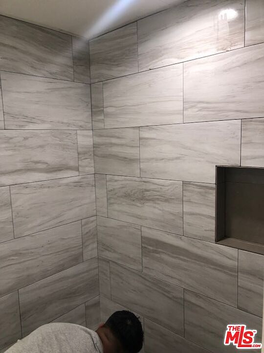 2nd image of 10449 Gothic Ave