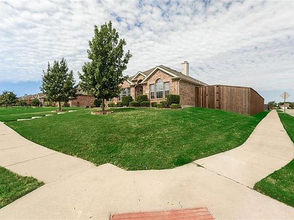 3rd image of 316 Welch Dr